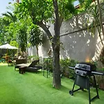 Big Private 7 Bed, 7 Bath, Goldflower Villa With 2X Pool, 2X Lounge, Best Location